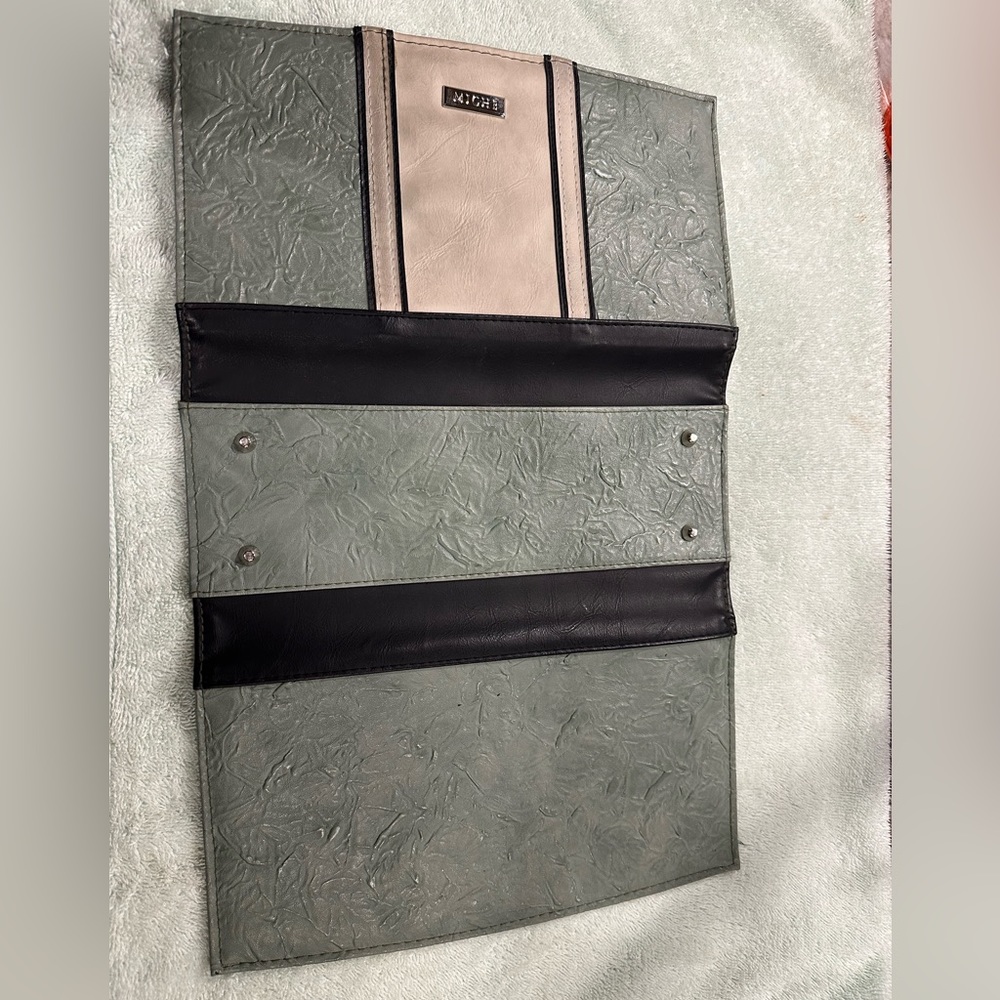 MICHE CLASSIC MINT GREEN/BLACK PURSE COVER/SHELL